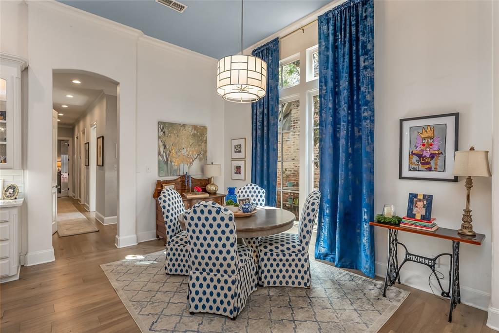 120 Carondelet Court Property Photo 15