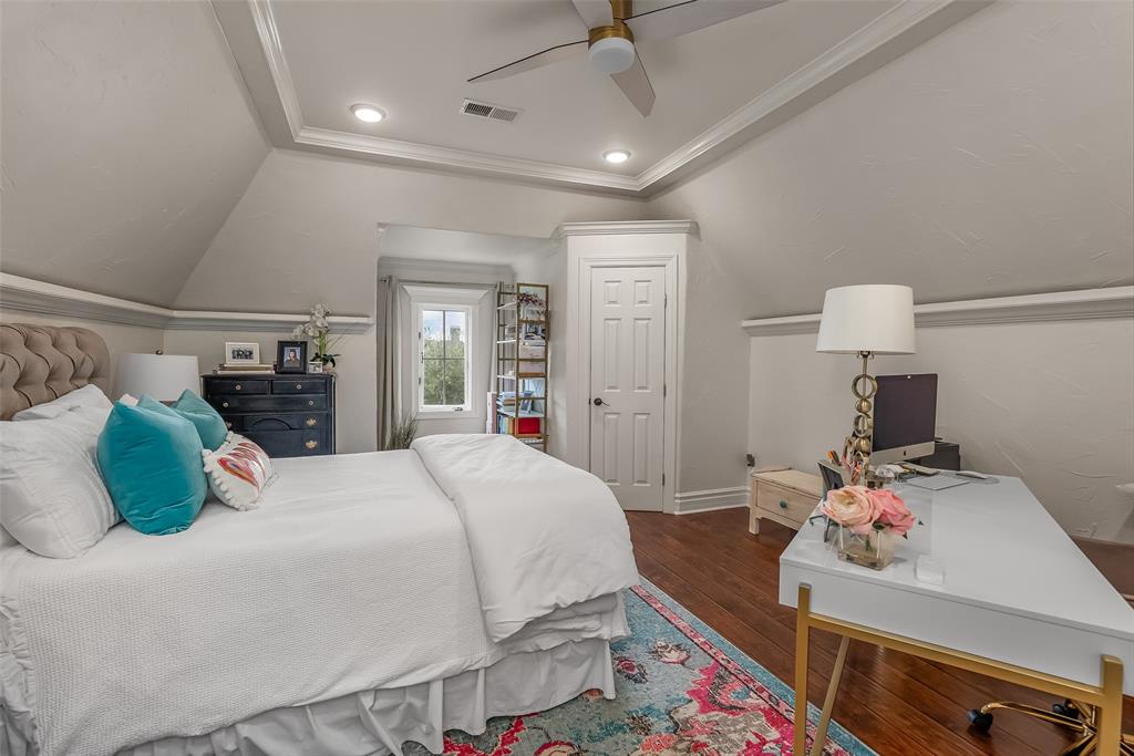 120 Carondelet Court Property Photo 33