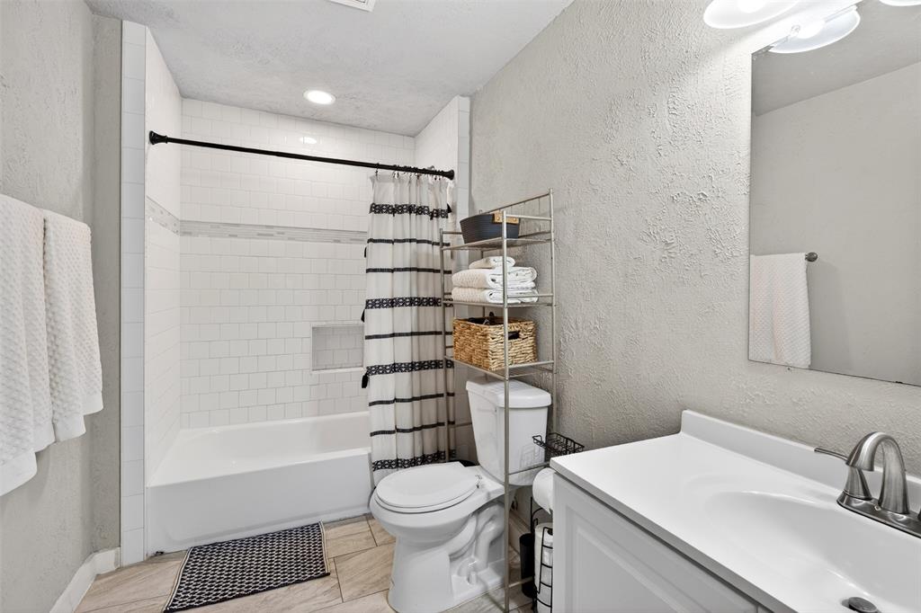 107 S Washington Street Property Photo 11