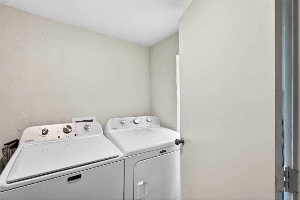 107 S Washington Street Property Photo 20