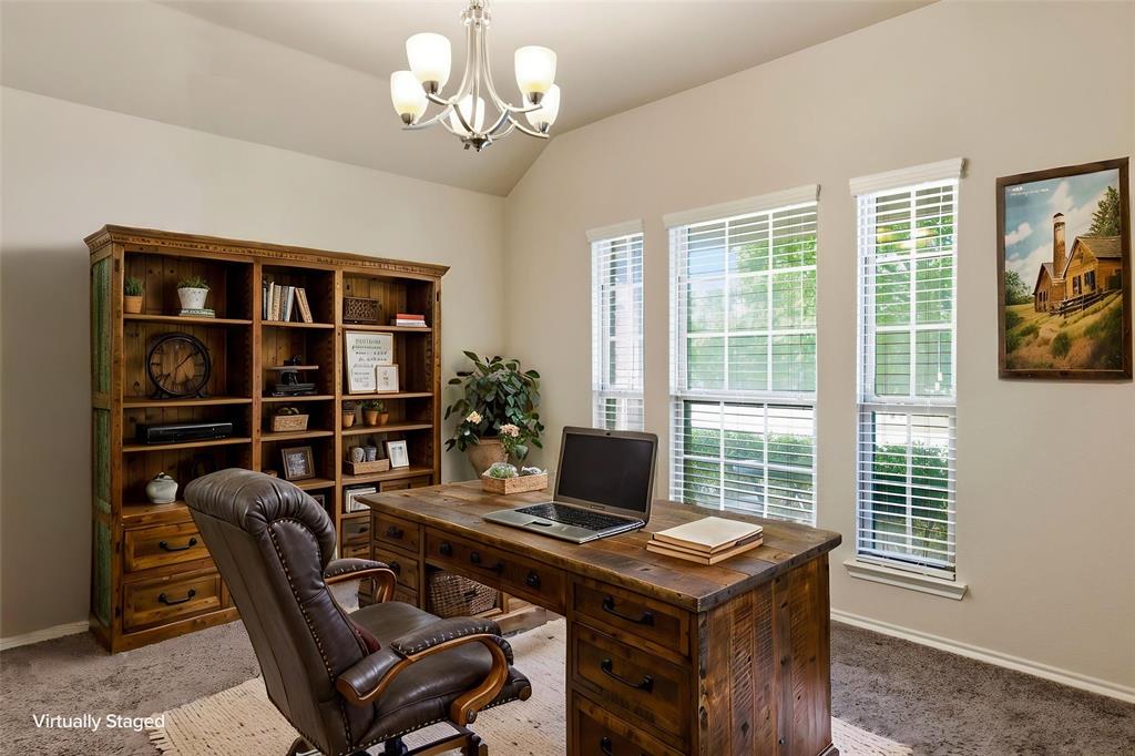 945 Lake Woodland Drive Property Photo 13