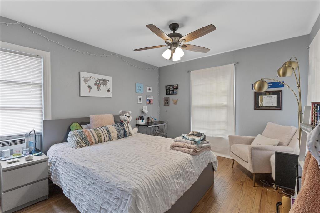 4228 Winfield Avenue Property Photo 14