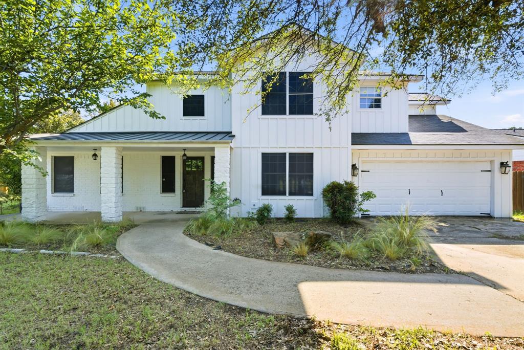 1925 N Dale Avenue Property Photo 1