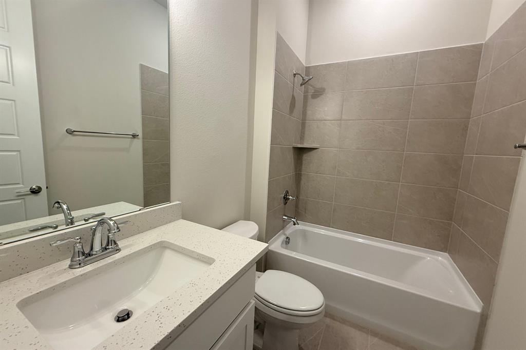 9825 Palermo Lane Property Photo 17
