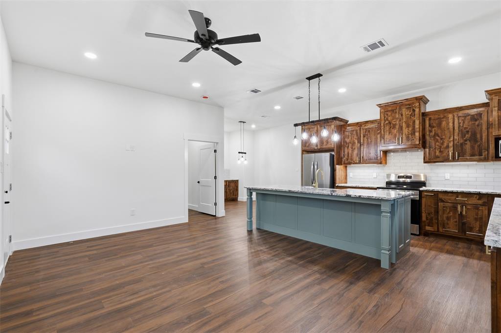 1413 Ridgeview Circle Property Photo 8