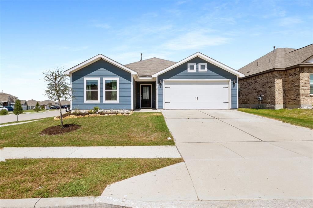 932 American Flyer Boulevard Property Photo 1