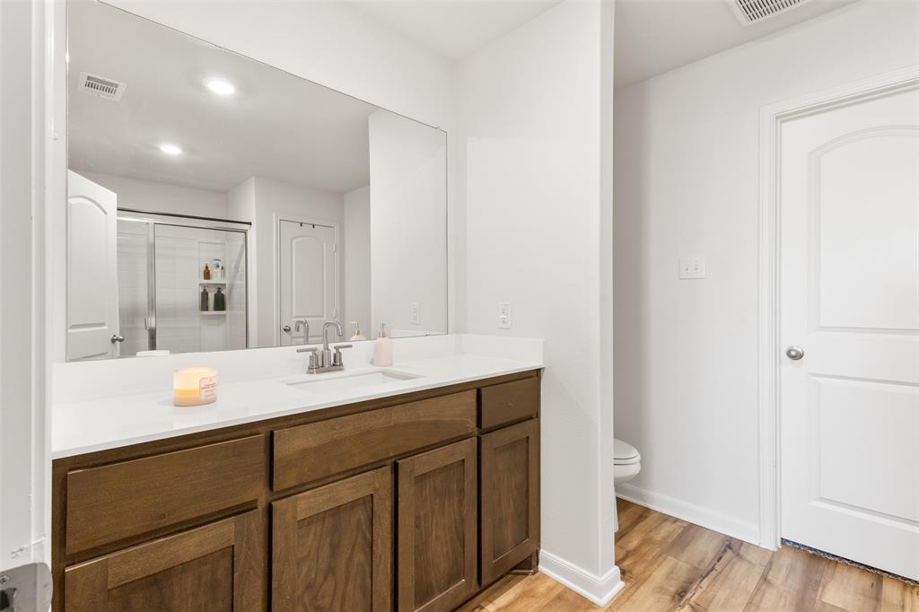 932 American Flyer Boulevard Property Photo 12