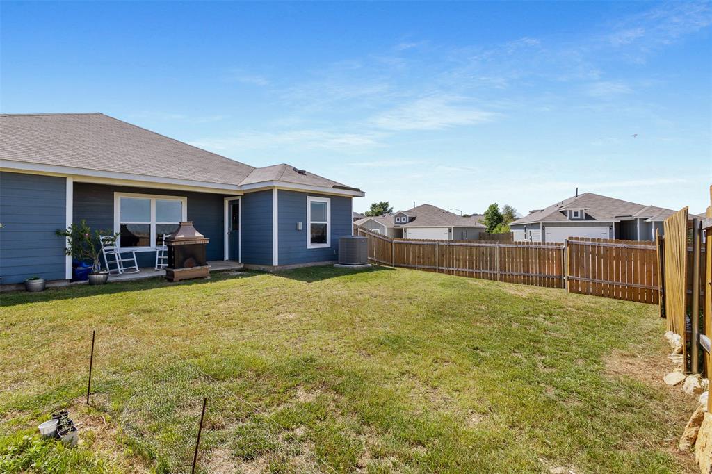 932 American Flyer Boulevard Property Photo 23
