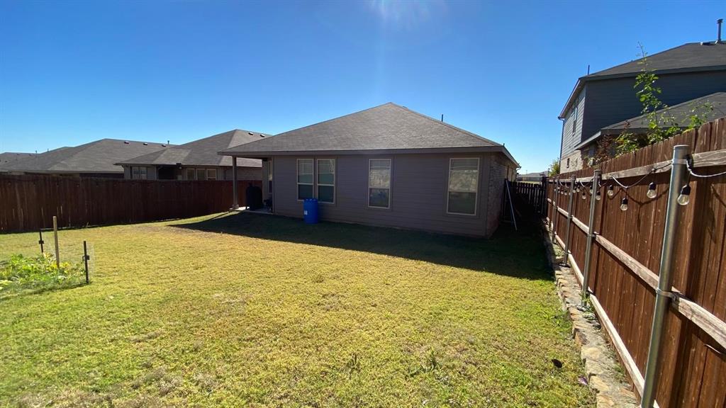 252 Drumcliffe Drive Property Photo 17