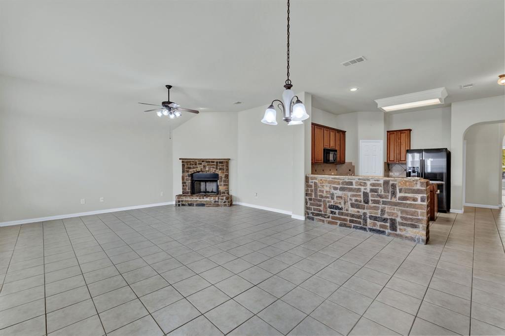 729 Red Elm Lane Property Photo 12
