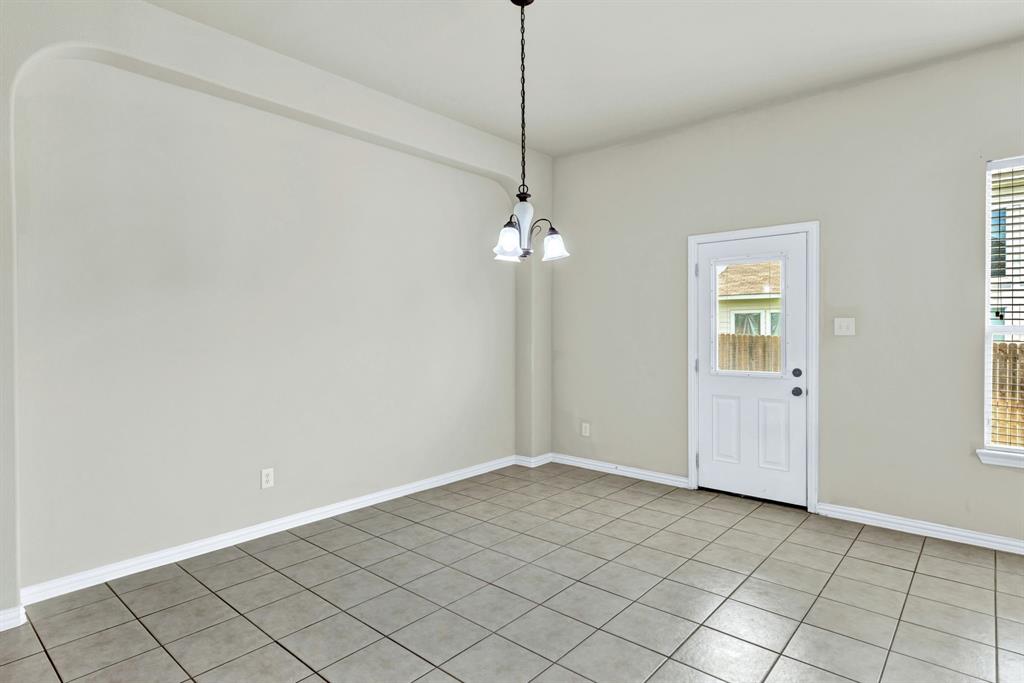 729 Red Elm Lane Property Photo 15