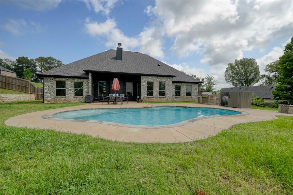 12121 Oak Grove Drive Property Photo 37