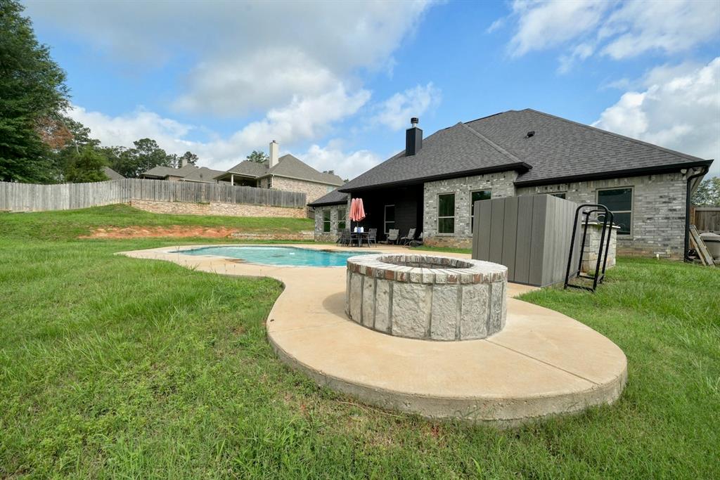 12121 Oak Grove Drive Property Photo 38