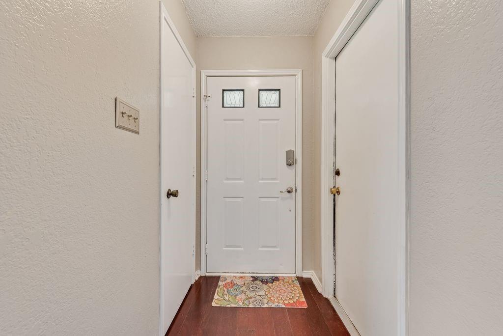 2904 Weston Drive Property Photo 3