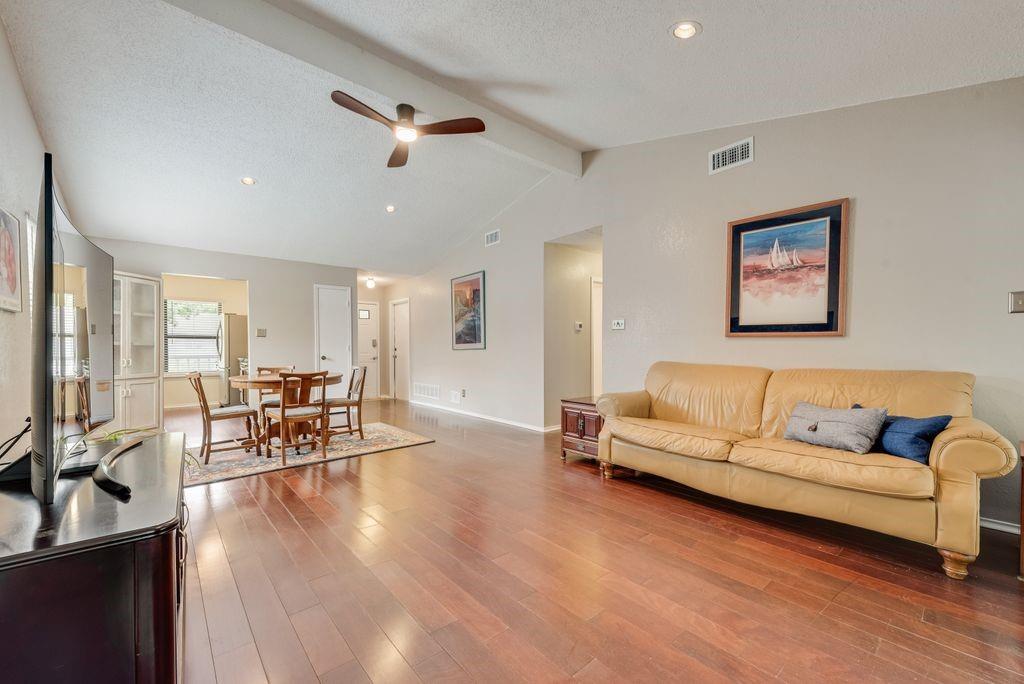 2904 Weston Drive Property Photo 5