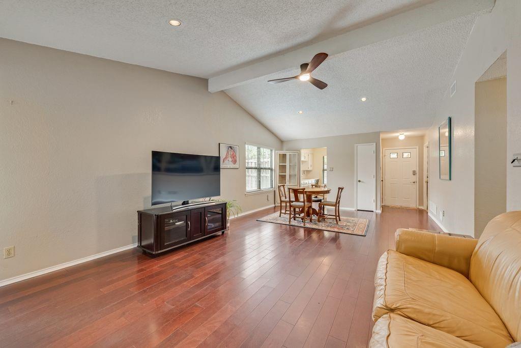 2904 Weston Drive Property Photo 6