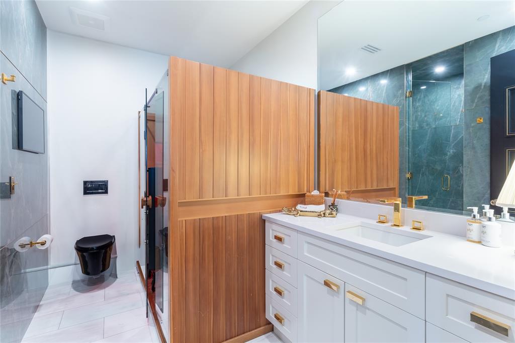 2300 Wolf Street 5d Property Photo 26