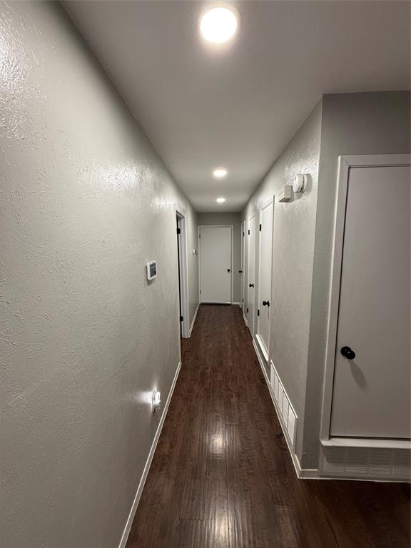2117 Wellington Drive Property Photo 9