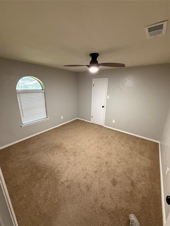2117 Wellington Drive Property Photo 12