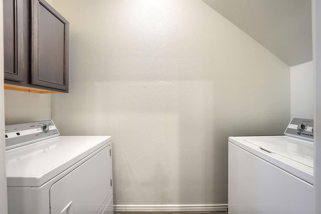 3805 S Courtney Court Property Photo 20