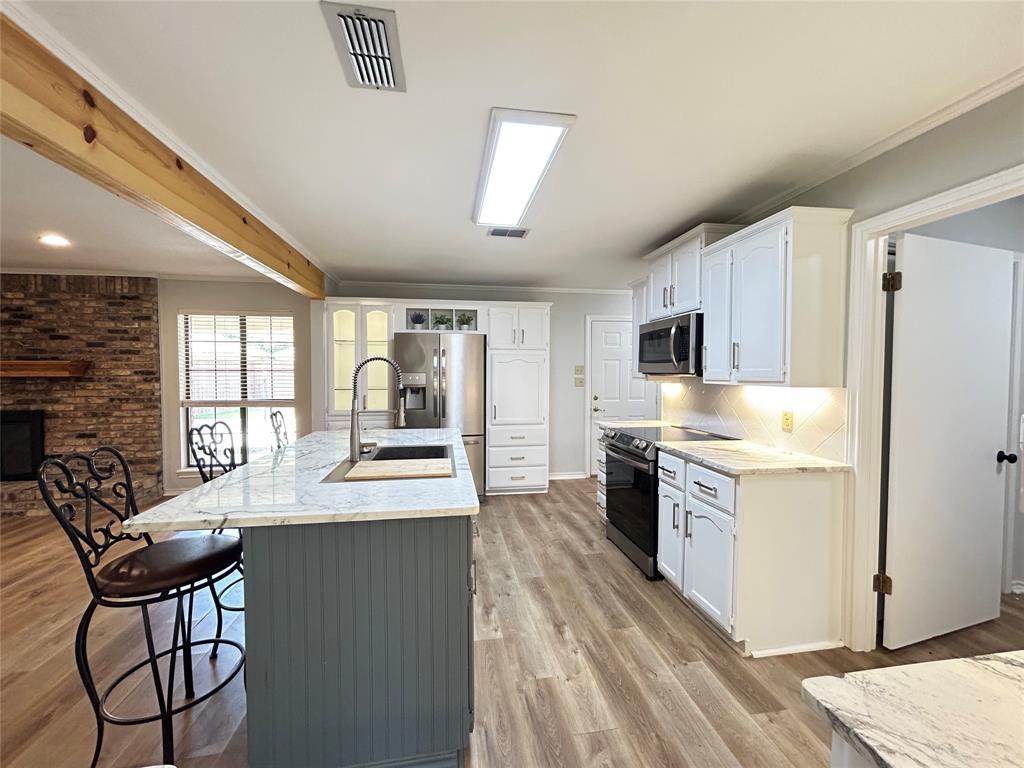 122 Cedar Springs Boulevard Property Photo 10