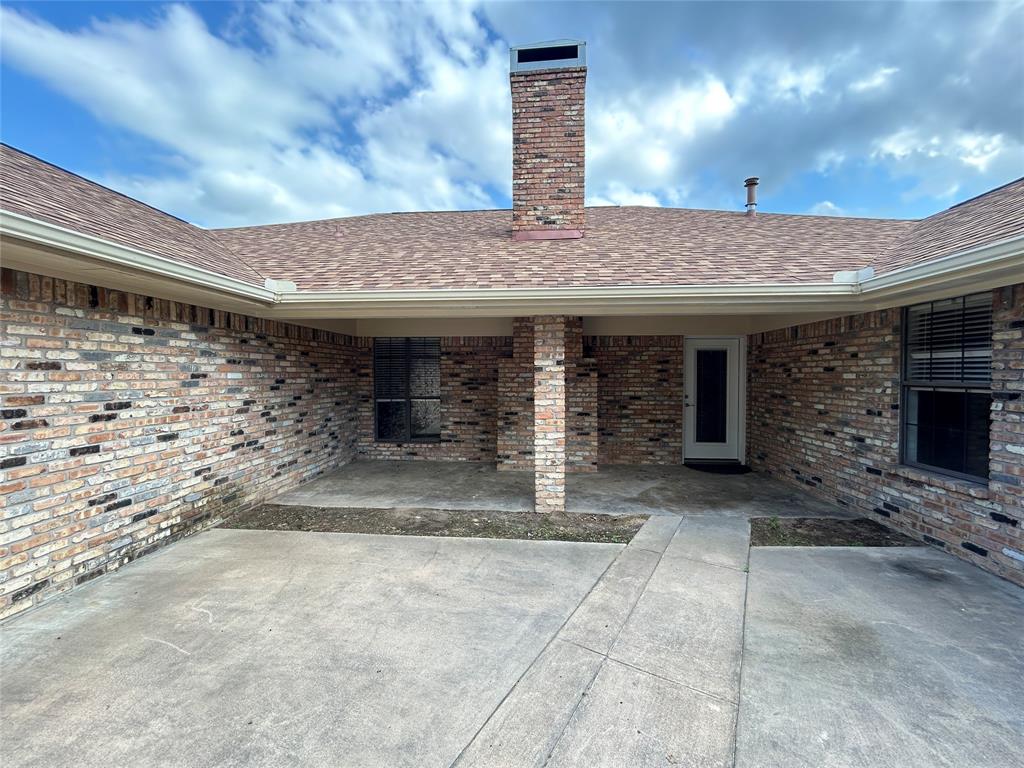 122 Cedar Springs Boulevard Property Photo 32