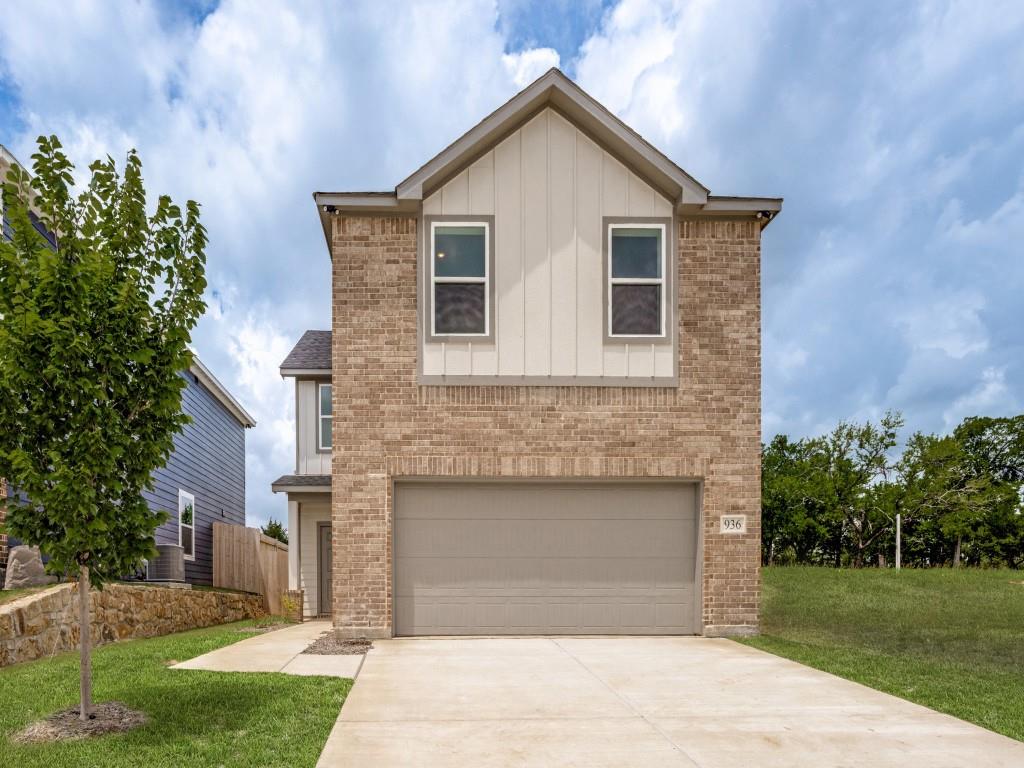 936 S Holly Avenue Property Photo 1