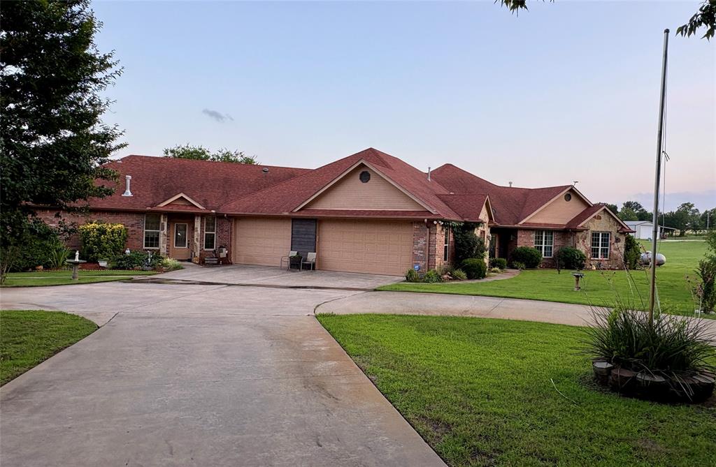3084 Hagerman Road Property Photo 4