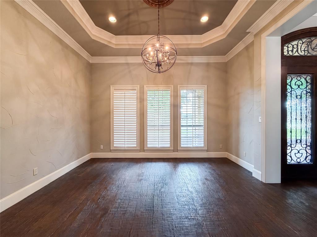 1930 Fair Oaks Lane Property Photo 6
