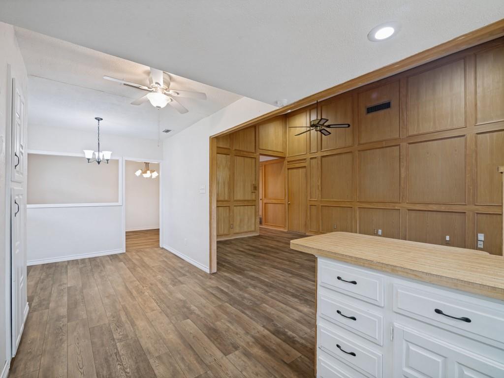 4504 Palos Verdes Drive Property Photo 8