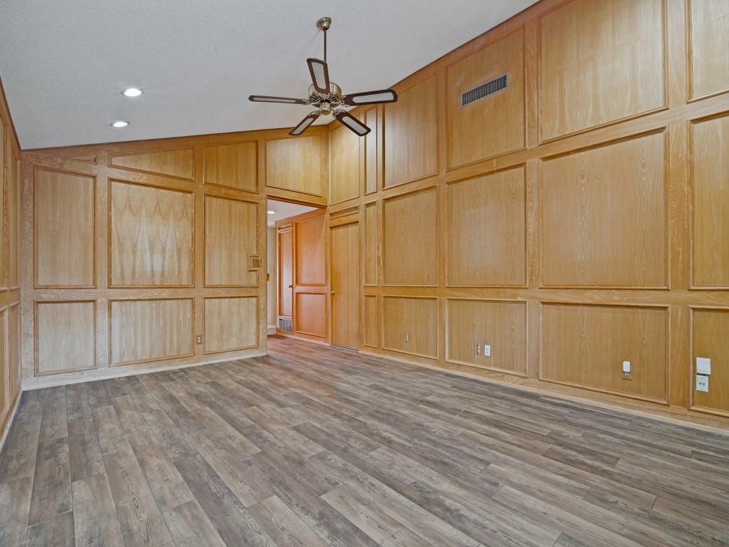4504 Palos Verdes Drive Property Photo 9