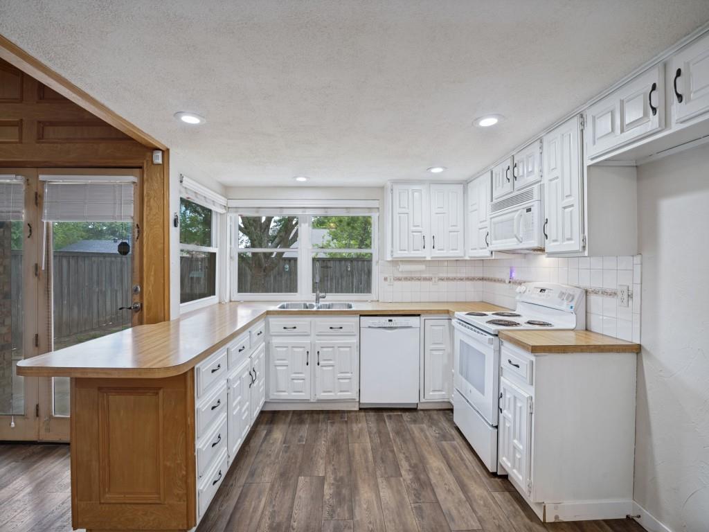 4504 Palos Verdes Drive Property Photo 12