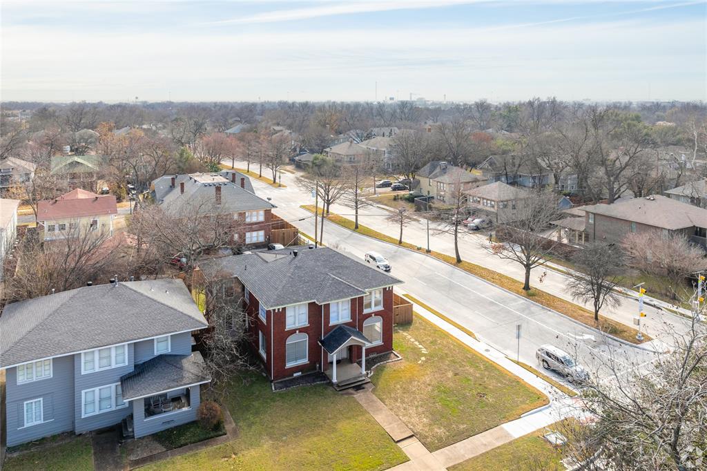 5204 Junius Street Property Photo 3