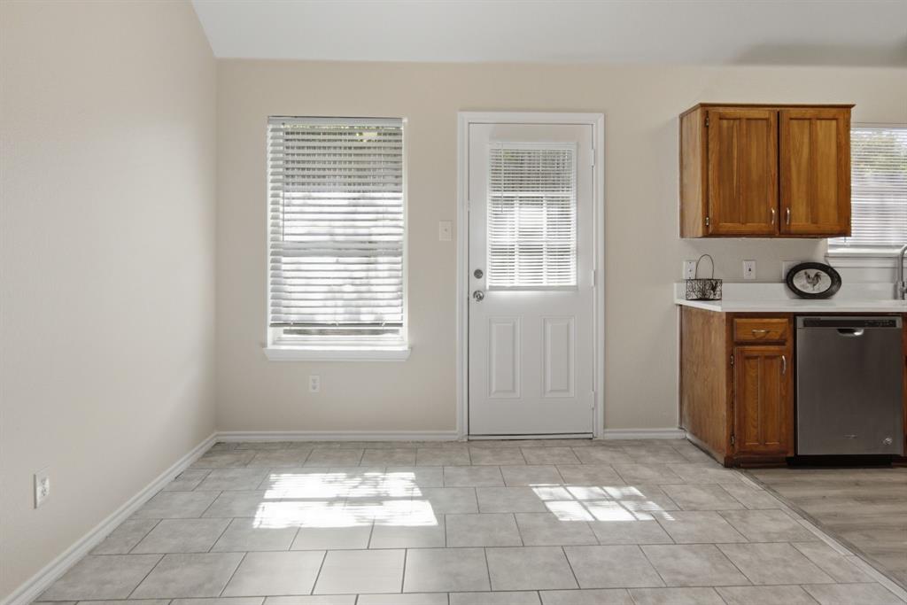 6317 Rockhaven Drive Property Photo 9