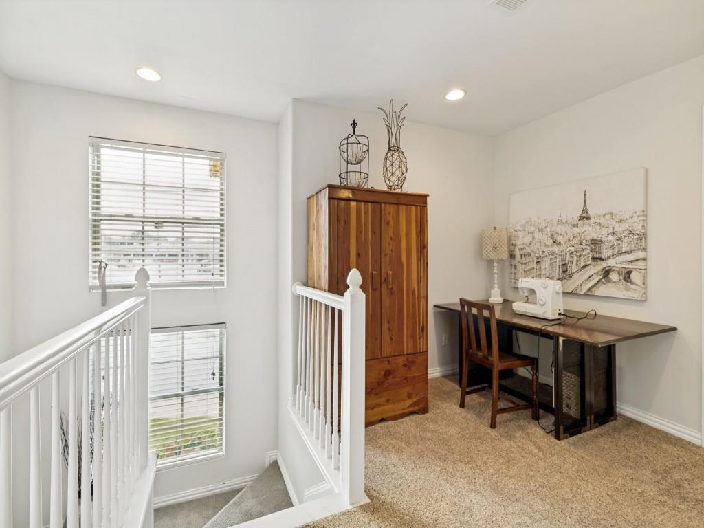 9405 Timberleaf Drive Property Photo 15