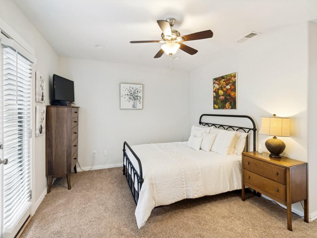 9405 Timberleaf Drive Property Photo 19