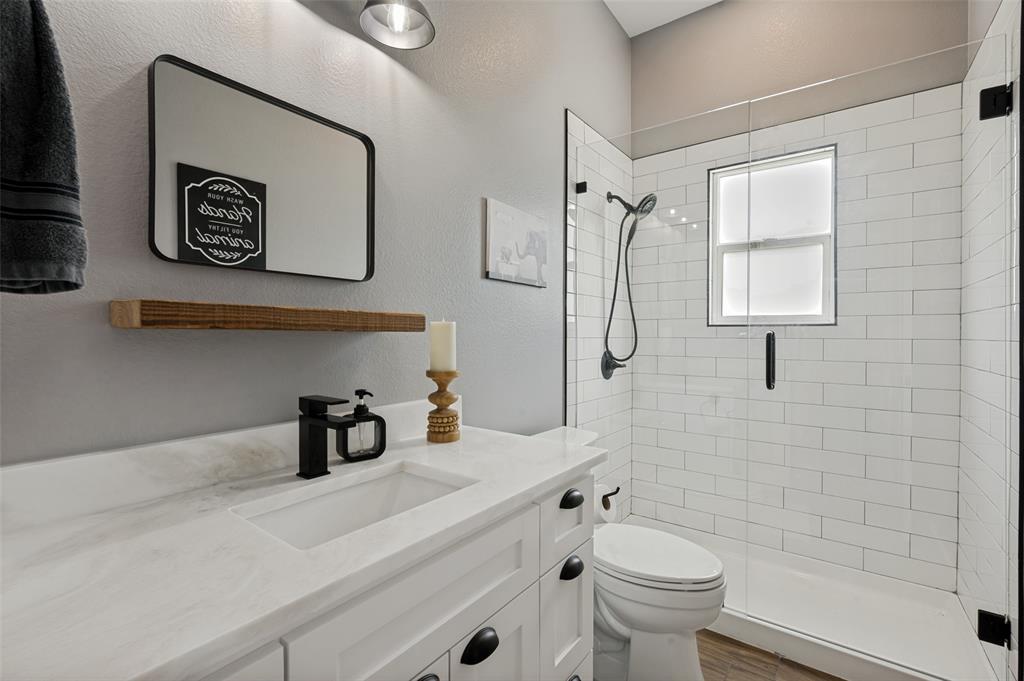 13840 Megan Drive Property Photo 33