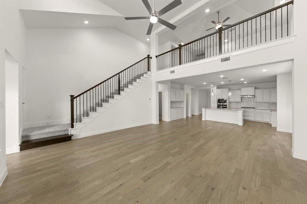 5620 Chevalier Way Property Photo 8