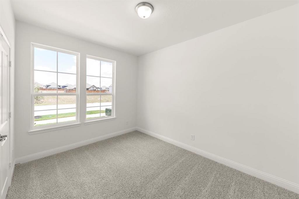 5620 Chevalier Way Property Photo 14