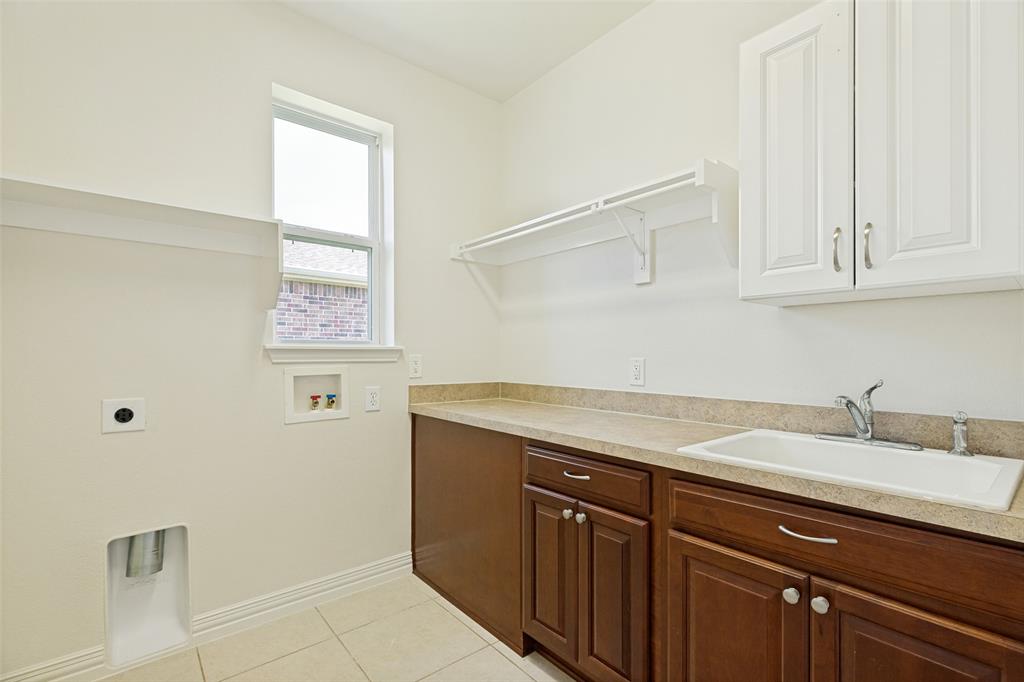 1457 Harbor Springs Drive Property Photo 14