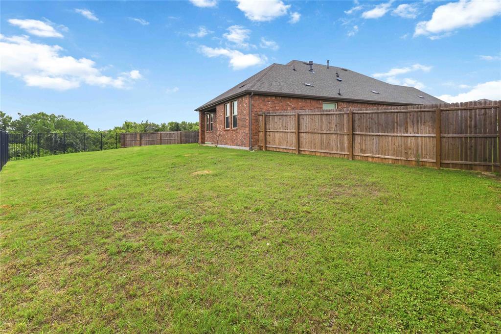 11005 Mustang Trail Property Photo 28