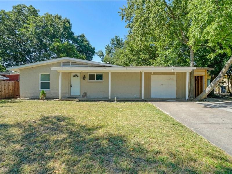 2108 SKYLARK Drive Property Photo 1