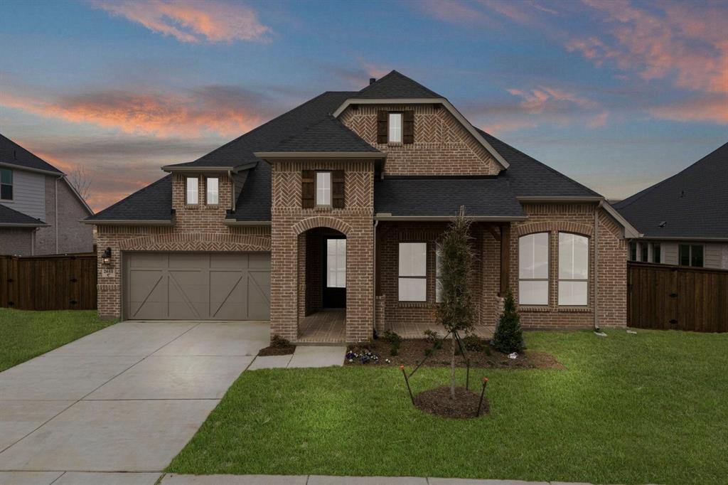 2611 Brazos Drive Property Photo 2
