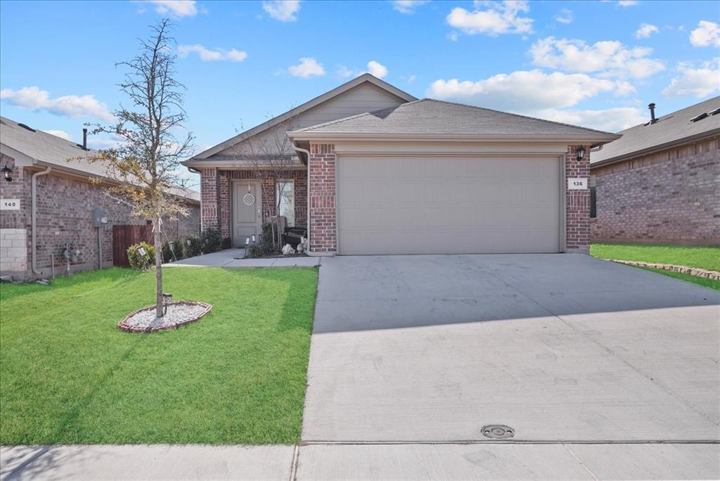 136 Greengate Drive Property Photo 1