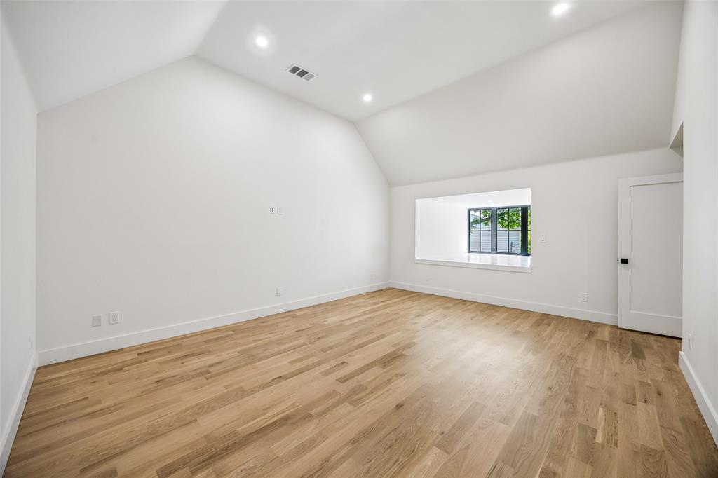 9906 Losa Drive Property Photo 33