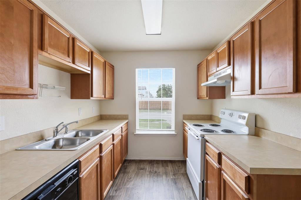 10716 Wild Oak Drive Property Photo 10