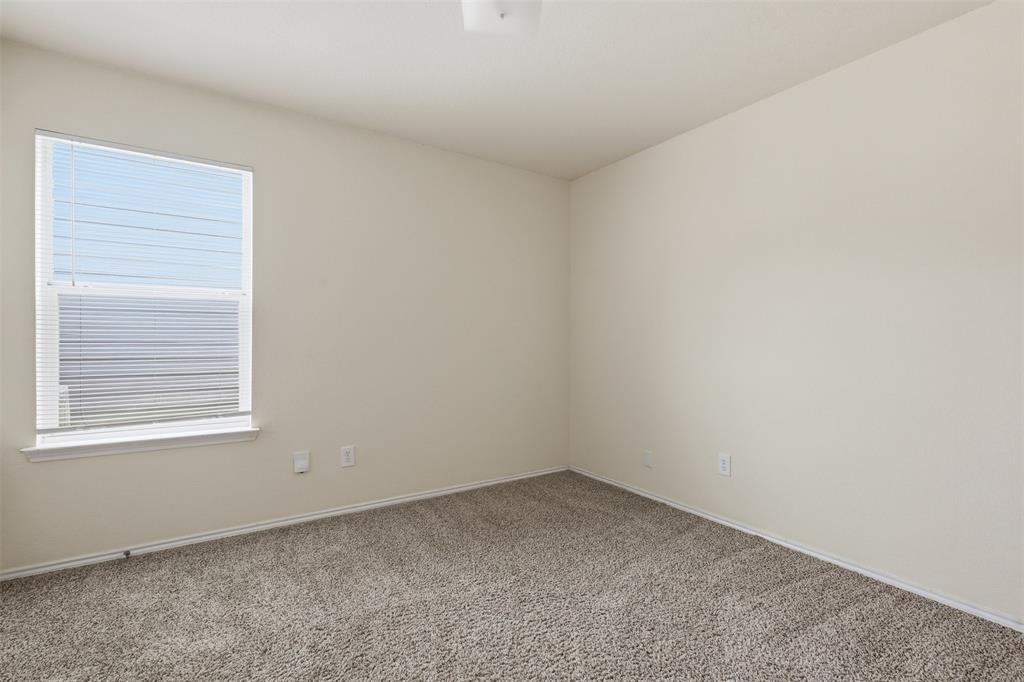 10716 Wild Oak Drive Property Photo 12