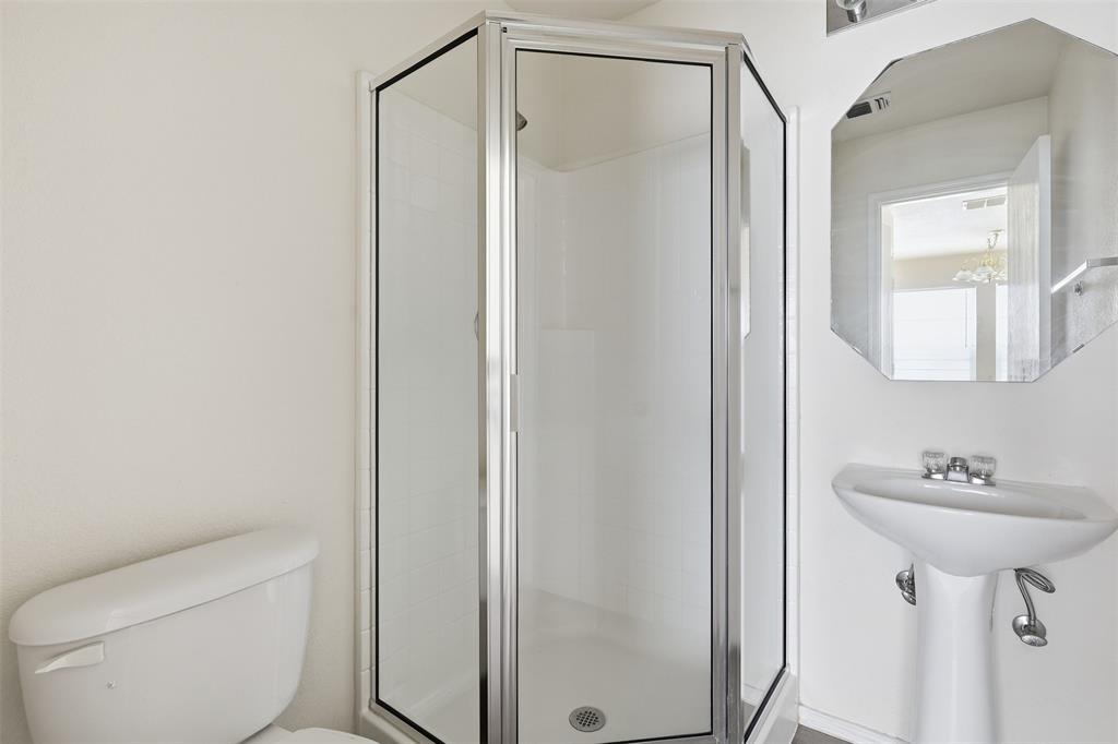 10716 Wild Oak Drive Property Photo 13
