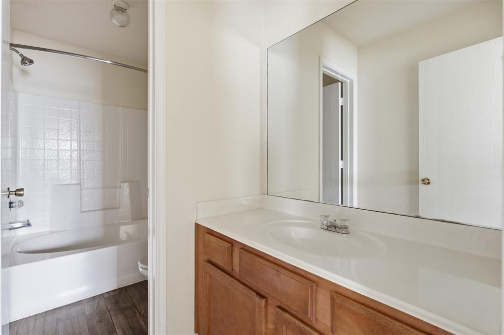10716 Wild Oak Drive Property Photo 15