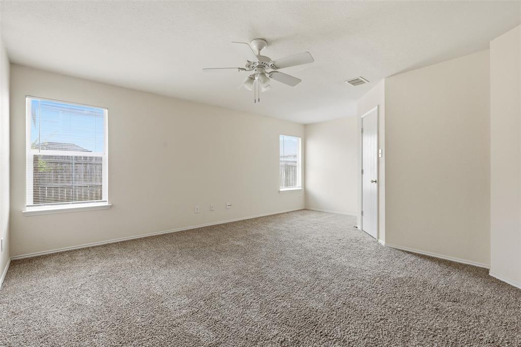 10716 Wild Oak Drive Property Photo 16